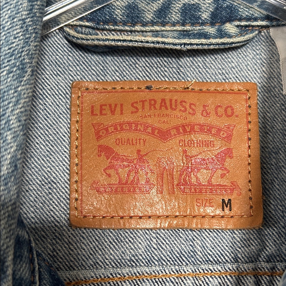 Levi's Blue Jean Jacket with Colorful Embroidery - Picture 2 of 10